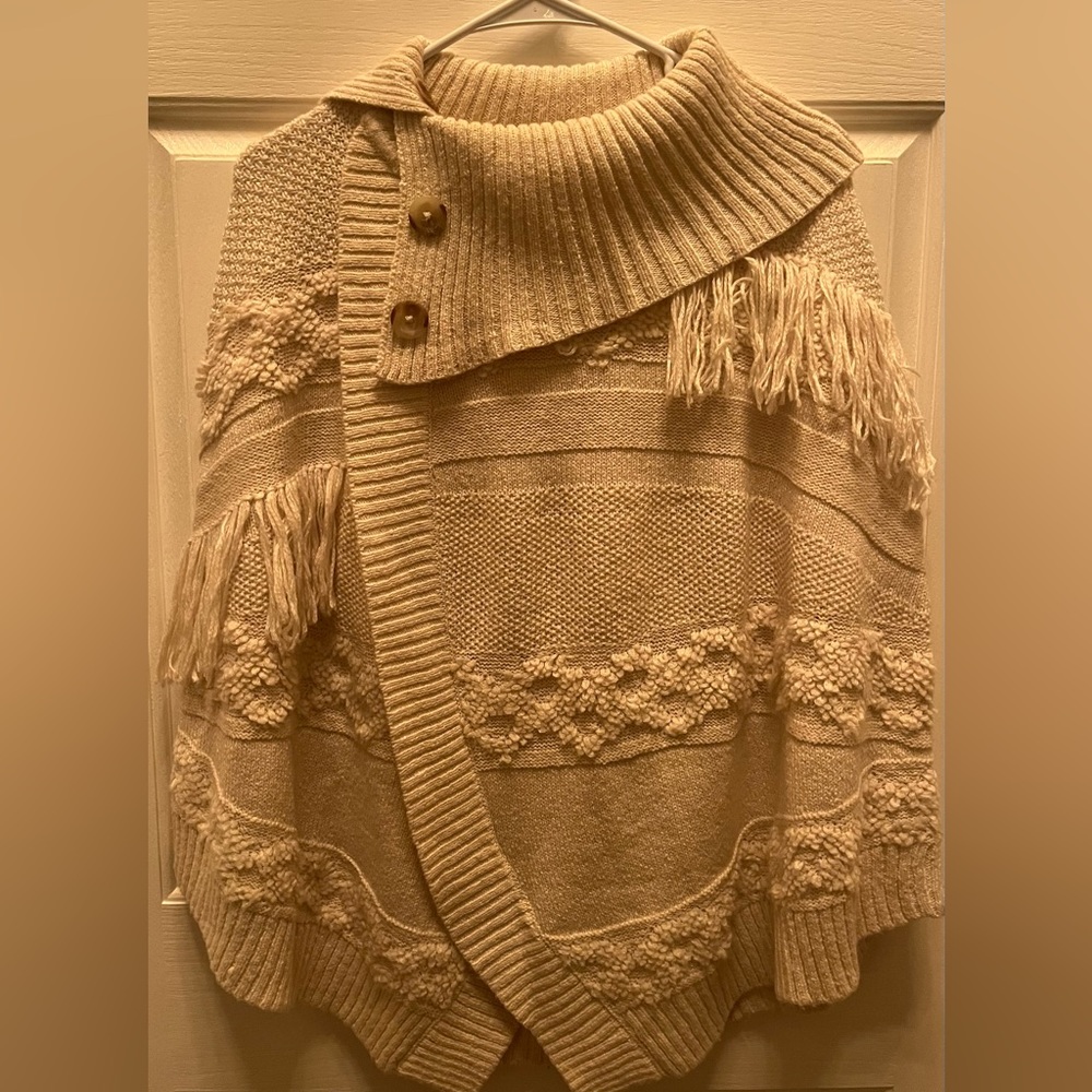 PRE-OWNED  INC INTERNATIONAL CONCEPTS  WOMEN'S PONCHO- PETITE MEDIUM/LARGE